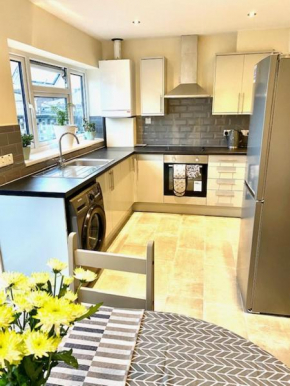 A beautiful modern home close to Central London